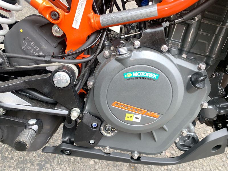 New 2024 KTM RC 390 Image 17
