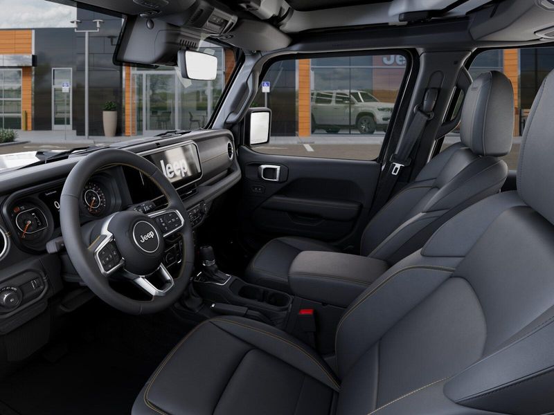New 2026 Jeep Wrangler 4-door SaharaImage 22