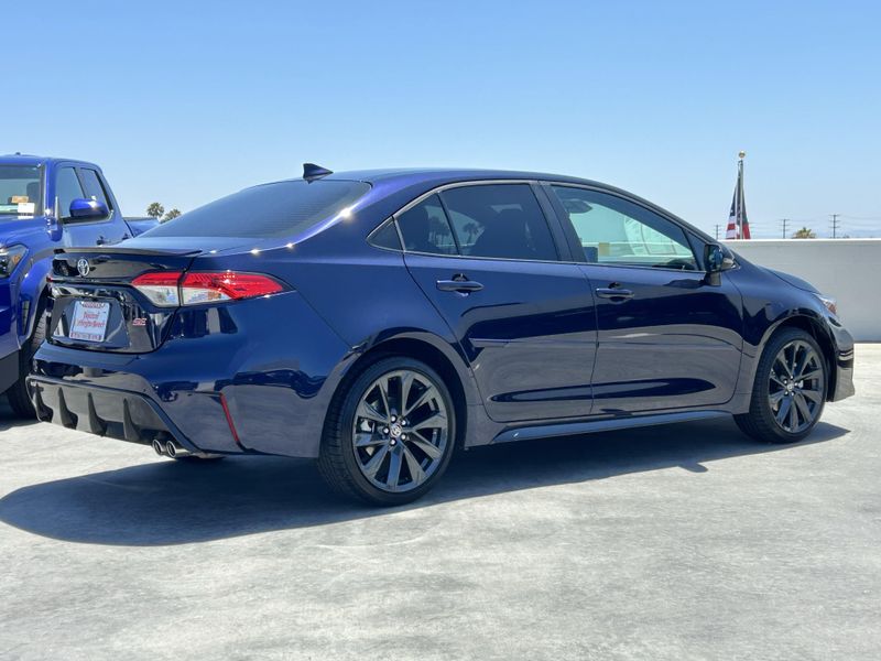 Used 2024 Toyota Corolla SEImage 3
