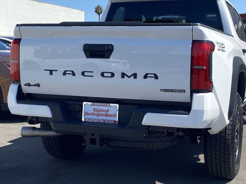 New 2025 Toyota Tacoma TRD Off Road HybridImage 4