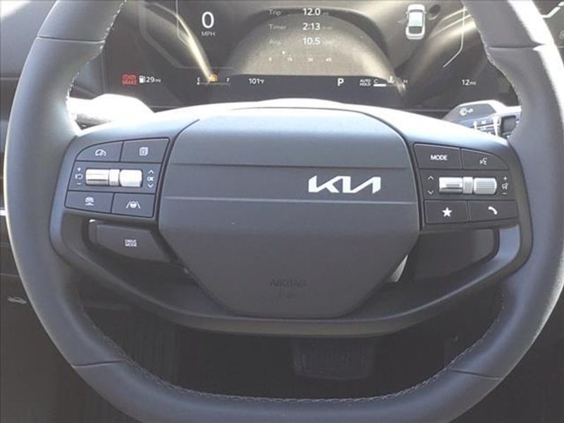 2025 Kia K4 EXImage 9