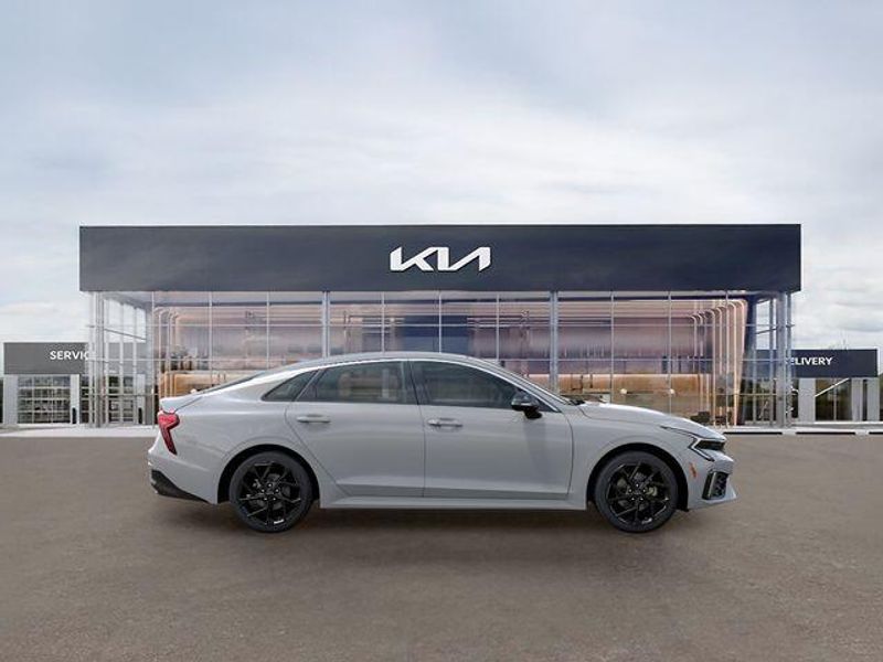 New 2026 Kia K5 GT-LineImage 8