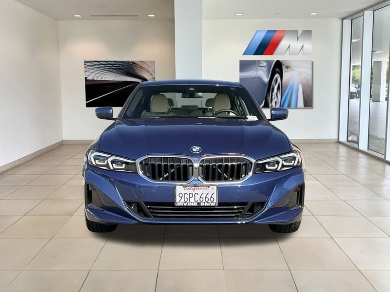 2023 BMW 3 Series 330iImage 3