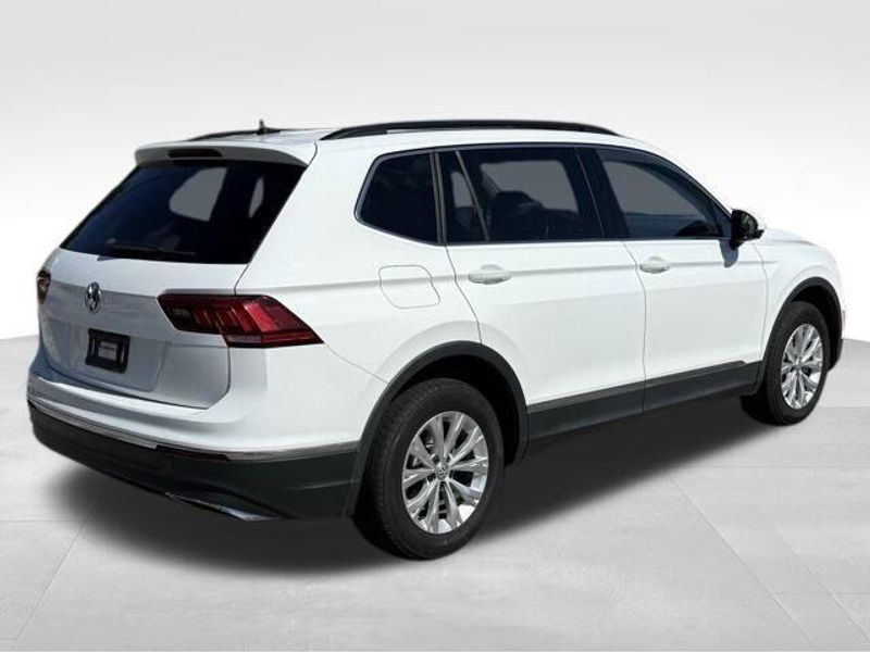 Used 2021 Volkswagen Tiguan SE