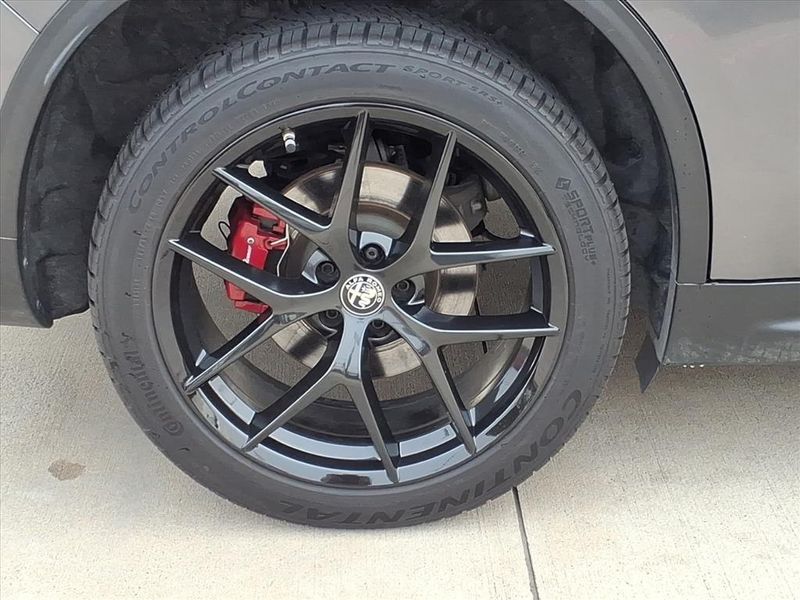 Used 2020 Alfa Romeo Stelvio Image 10