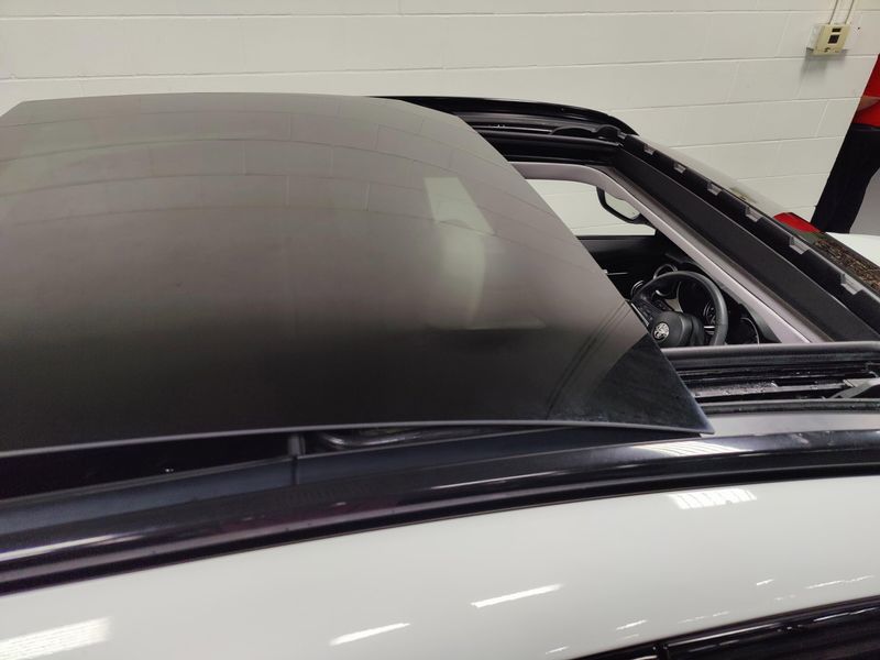 Used 2019 Alfa Romeo Stelvio Ti Nero AWD w/Sunroof/NavImage 5