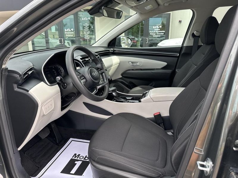 Used 2023 Hyundai Tucson SELImage 30