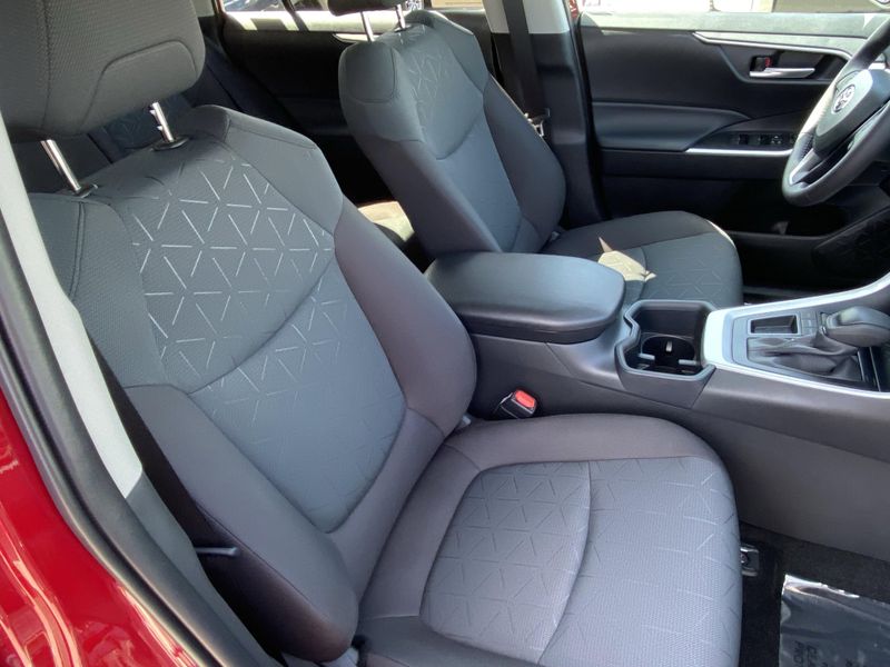 New 2025 Toyota RAV4 XLEImage 11