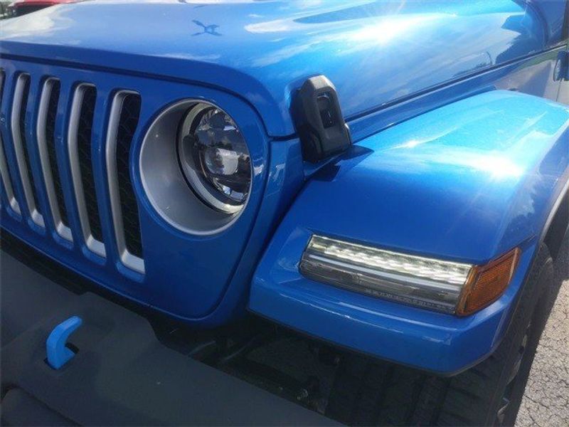 2023 Jeep Wrangler SaharaImage 6