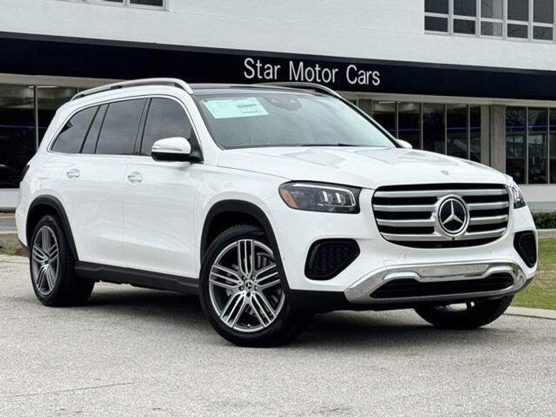 2024 Mercedes-Benz GLS 450Image 1