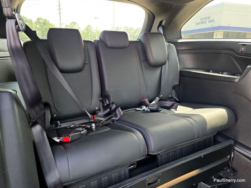 2024 Honda Odyssey SportImage 3