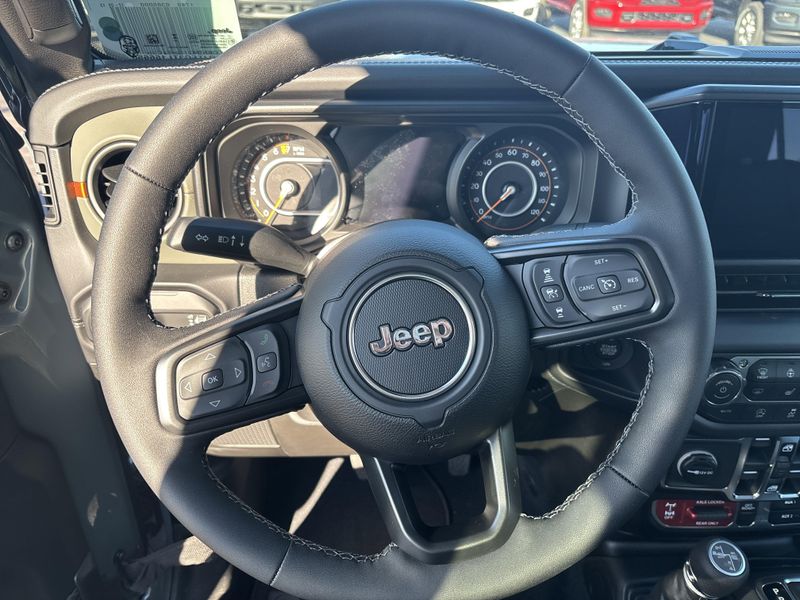 New 2026 Jeep Gladiator Mojave X 4x4Image 25