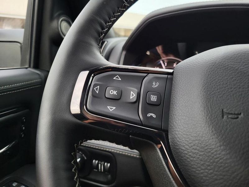 2025 RAM 3500 Limited Crew Cab 4x4 8
