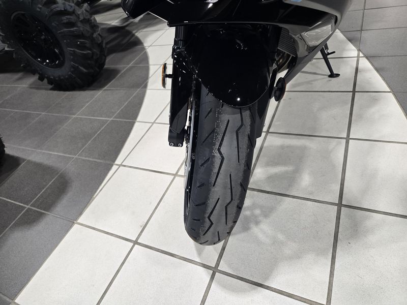 New 2025 Kawasaki NINJA ZX  6R ABS Image 21
