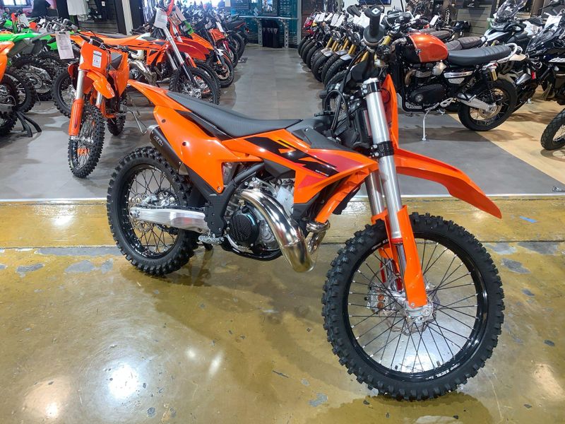 2025 KTM 300 SX Image 19