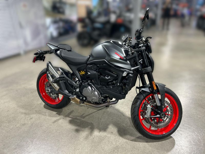 Used 2022 Ducati Monster Image 10