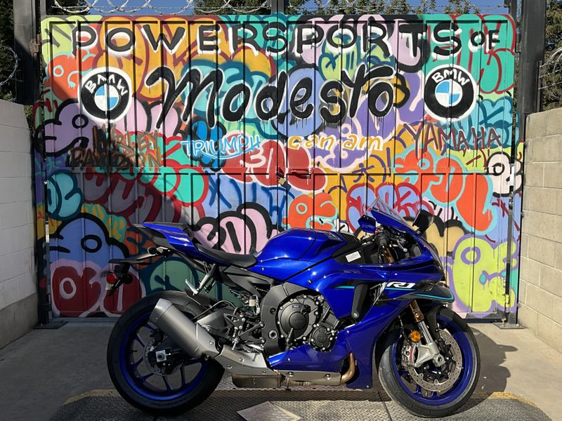 New 2026 Yamaha YZF-R1 Image 6