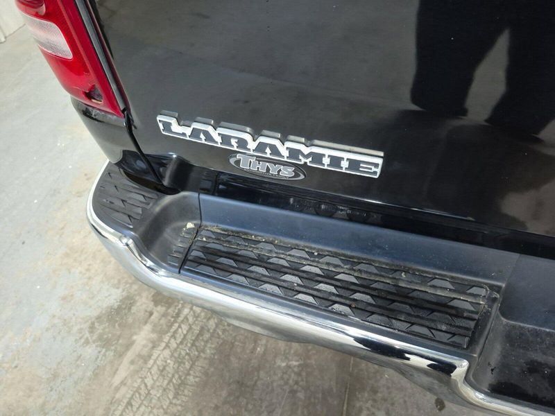 2019 RAM 1500 LaramieImage 19