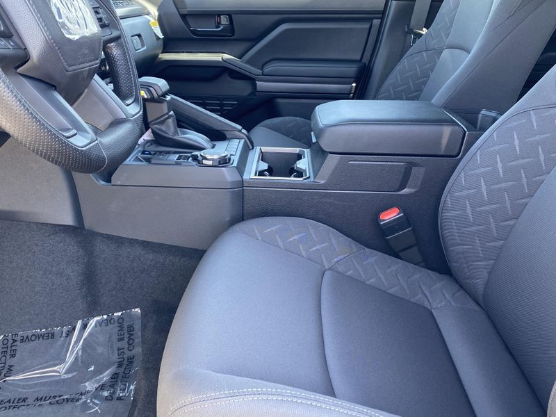 New 2025 Toyota Tacoma SR5Image 14