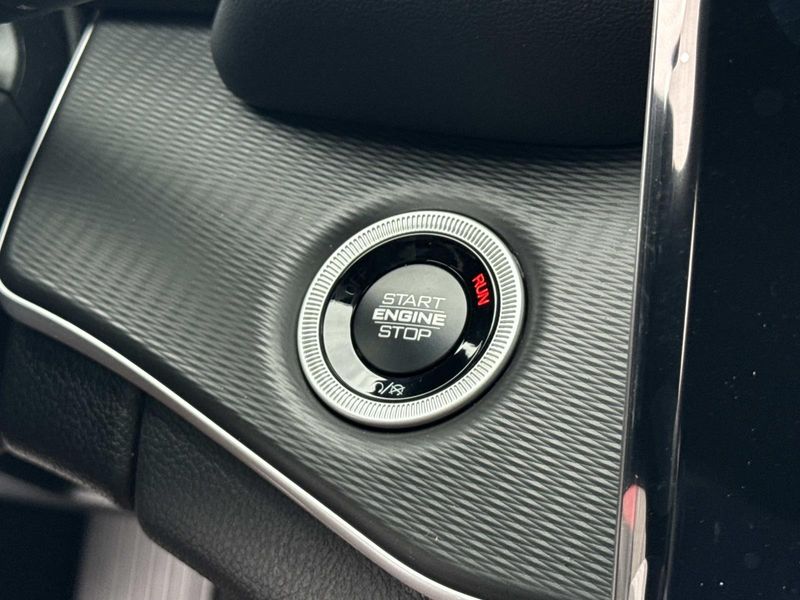 New 2026 Jeep Grand Cherokee Laredo 4x2
