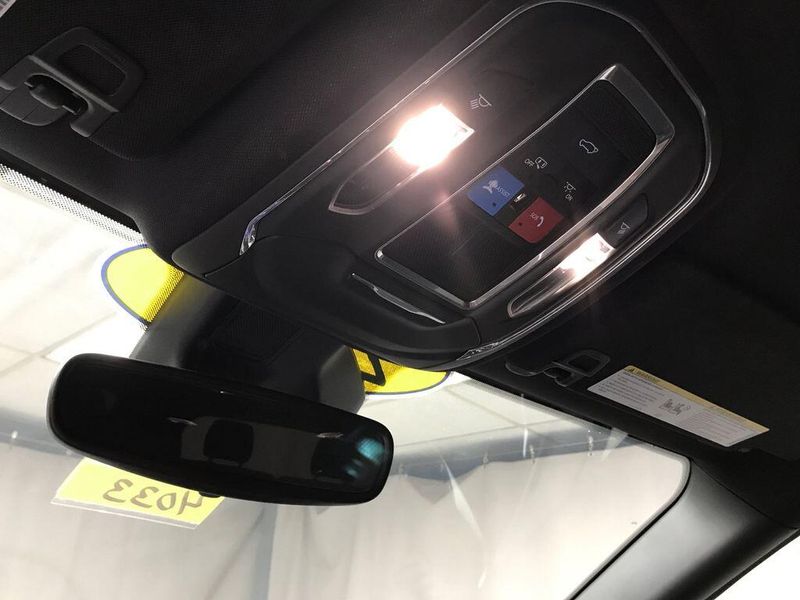 Used 2023 Jeep Grand Cherokee L AltitudeImage 10