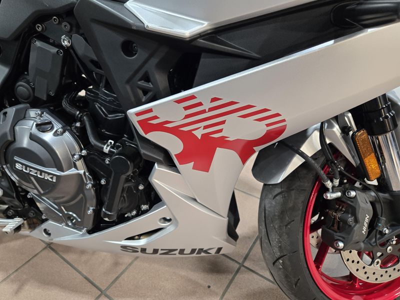 2024 Suzuki GSXS 8R Image 10