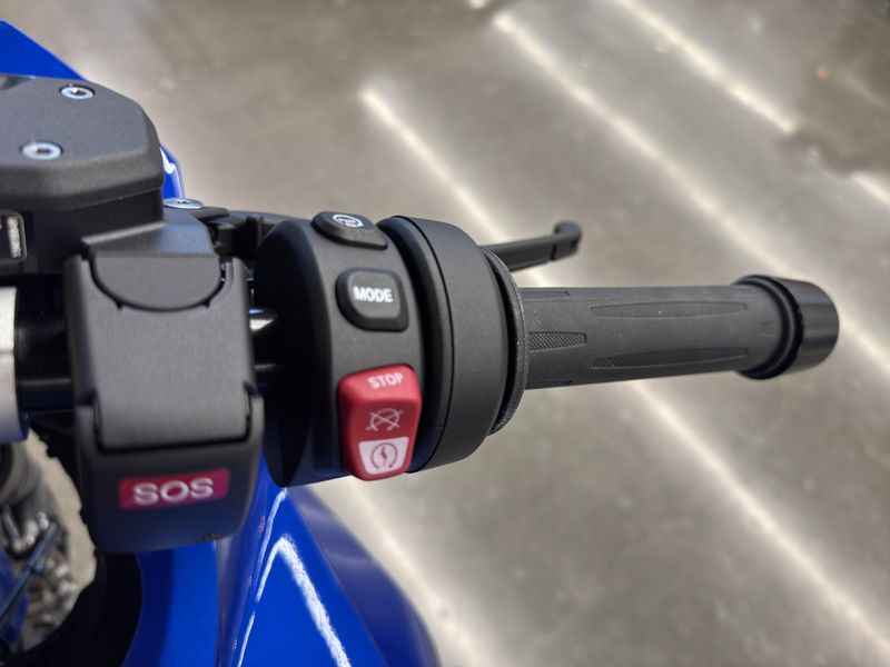 2026 BMW R 1300 RS - RACING BLUE METALLIC 