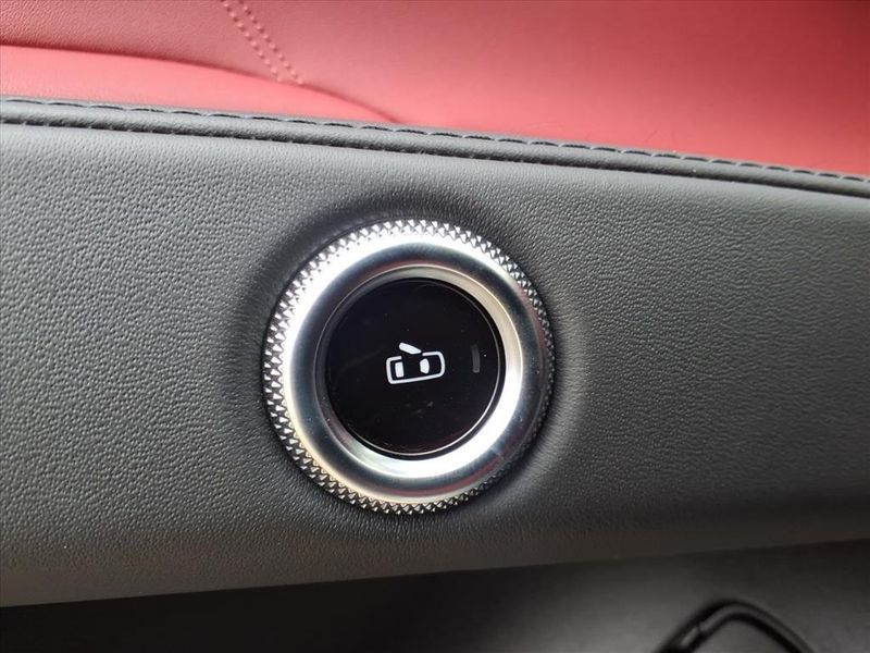 New 2026 Maserati Grecale ModenaImage 25