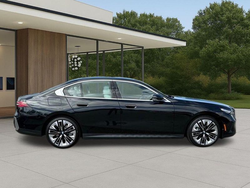 New 2026 BMW 5 Series 530iImage 7
