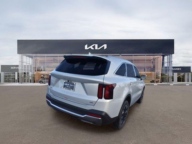 New 2026 Kia Sorento SImage 4