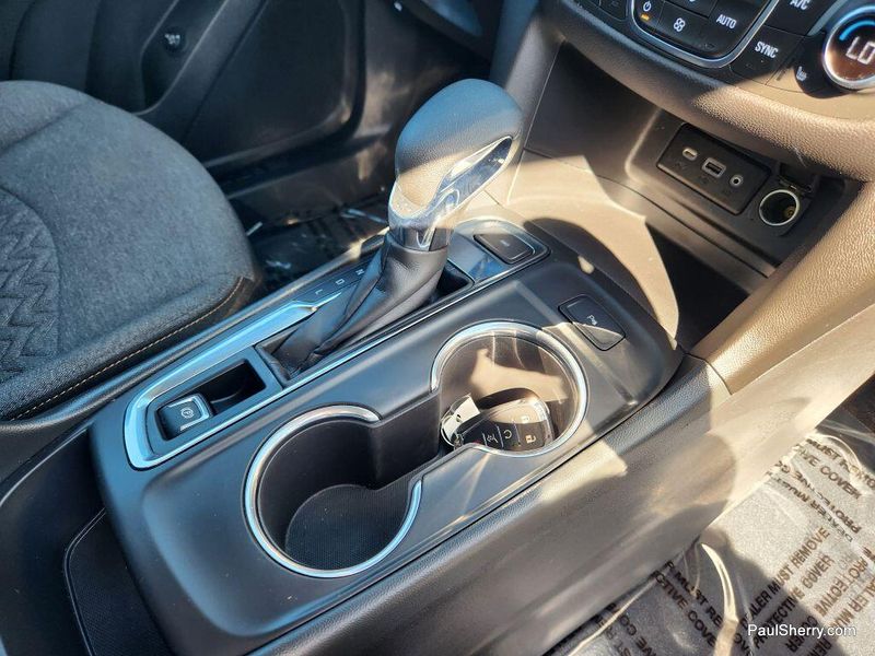 Used 2023 Chevrolet Equinox LT