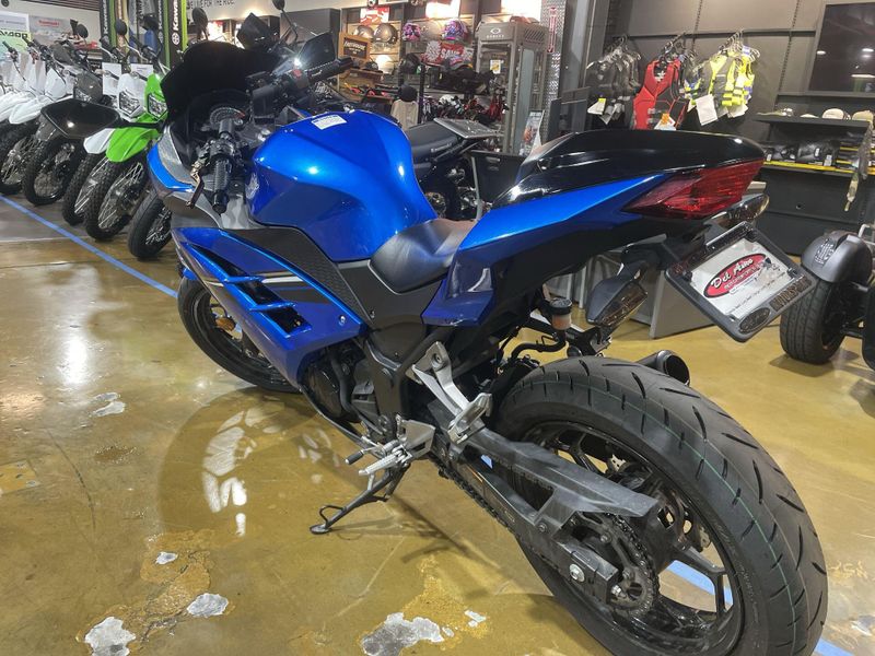 Used 2017 Kawasaki NINJA 300 Image 28