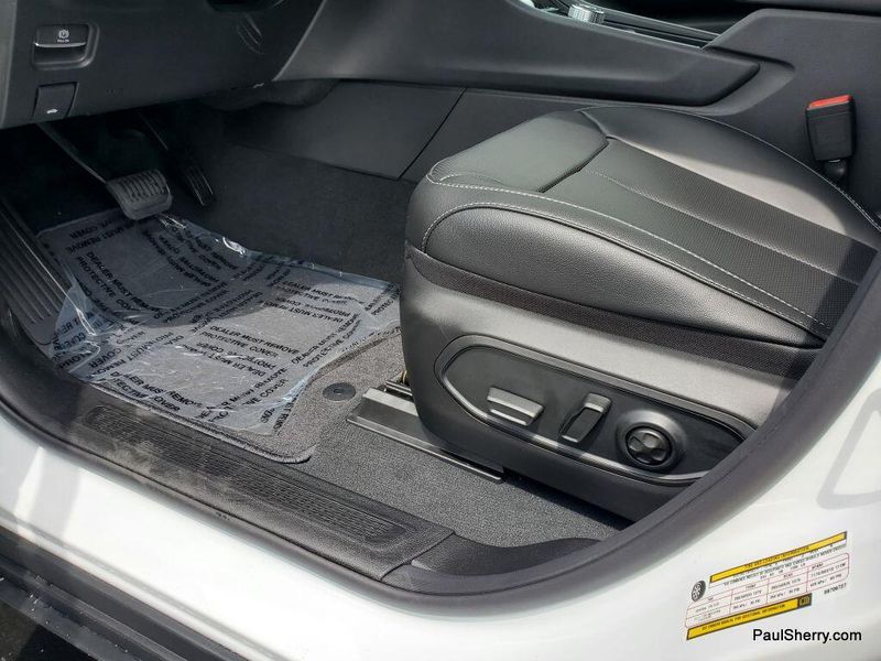 2025 Jeep Grand Cherokee L Limited 4x4Image 24