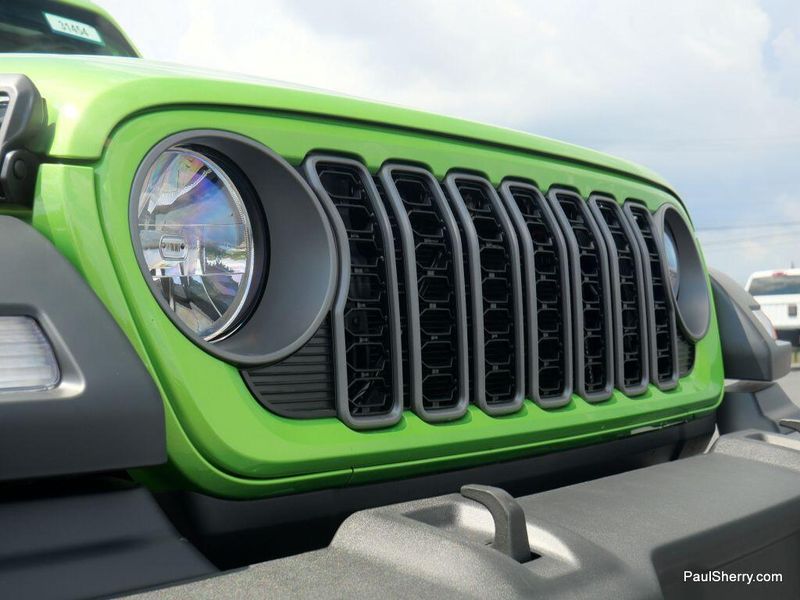 New 2025 Jeep Wrangler 4-door Sport S