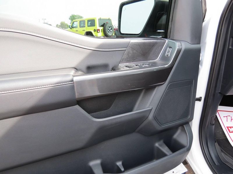 Used 2021 Ford F-150 XLT 4x4 4dr SuperCrew 5.5 ft. SBImage 11