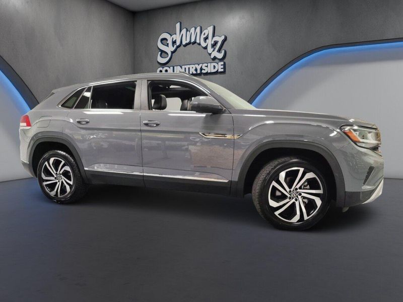Used 2022 Volkswagen Atlas Cross Sport SEL AWD w/Sunroof/NavImage 3