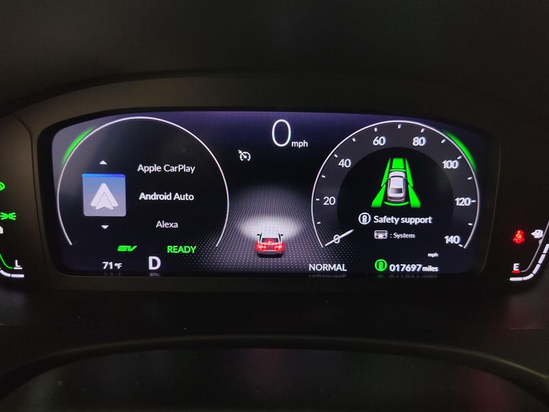 Used 2025 Honda Civic Sedan Hybrid Sport Touring w/SunroofImage 30