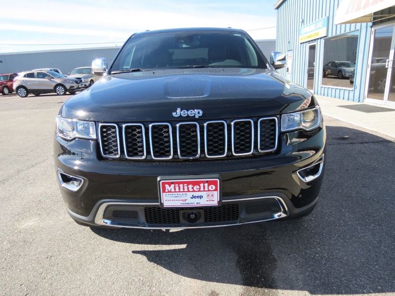 2021 Jeep Grand Cherokee Limited 4x4 4dr SUVImage 3