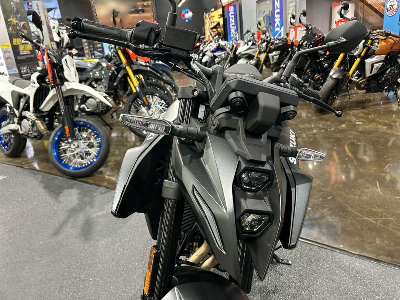 New 2026 Suzuki GSX-8S Image 27
