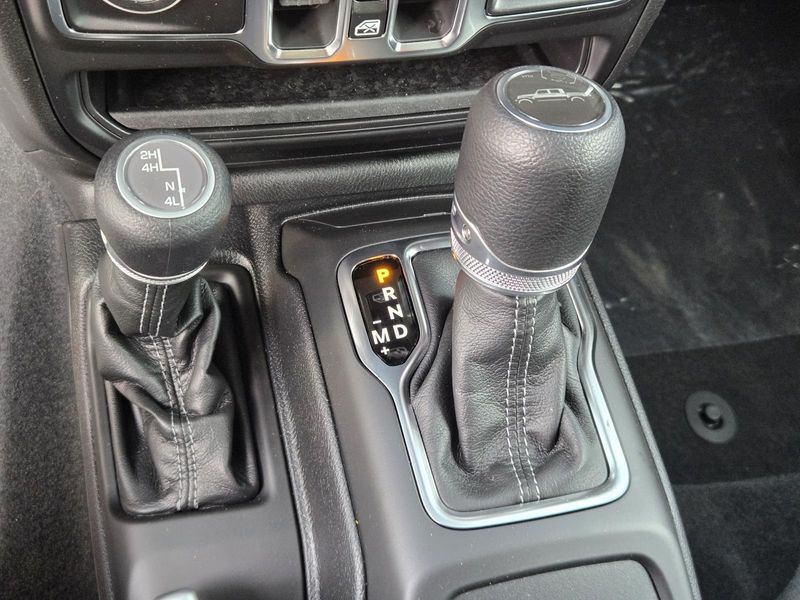 New 2026 Jeep Gladiator Sport S 4x4