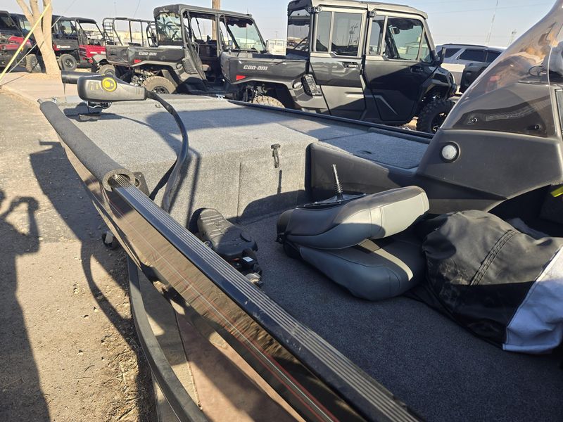 USED 2020 TRACKER BASS CLASSIC LIMITED Image 11