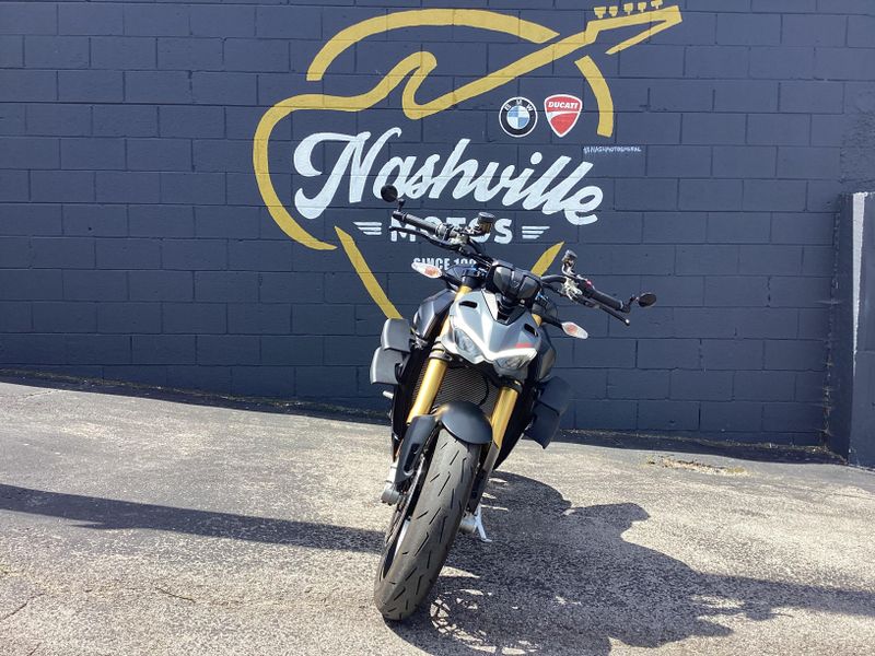 2024 Ducati Streetfighter V4 S