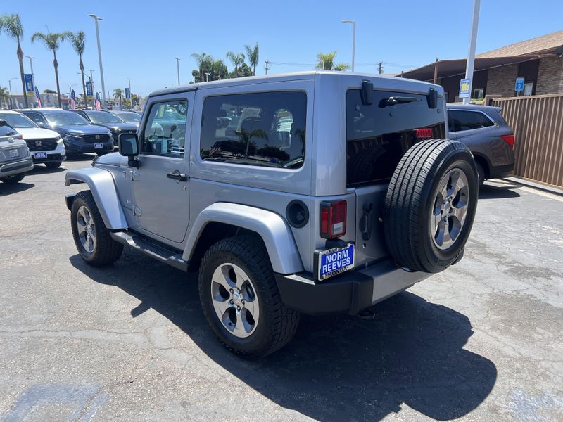 Used 2018 Jeep Wrangler JK SaharaImage 2