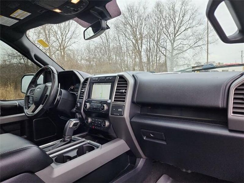 2019 Ford F-150 RaptorImage 30