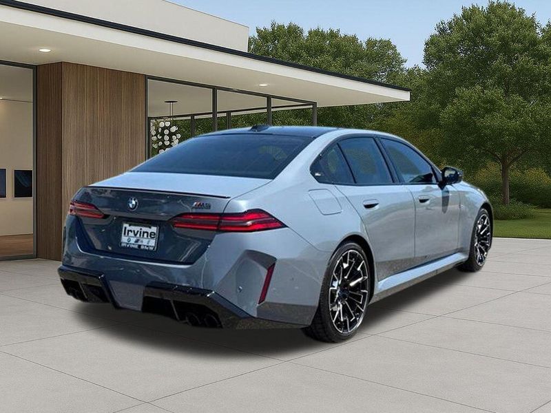 Used 2026 BMW M5 BaseImage 8