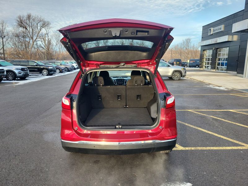 Used 2020 Chevrolet Equinox LTImage 14