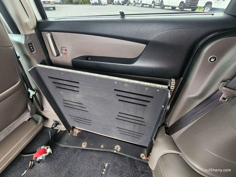 2013 Honda Odyssey EX-L photo 45