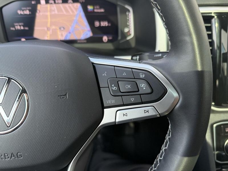 2023 Volkswagen Atlas Cross Sport 3.6L V6 SELImage 32