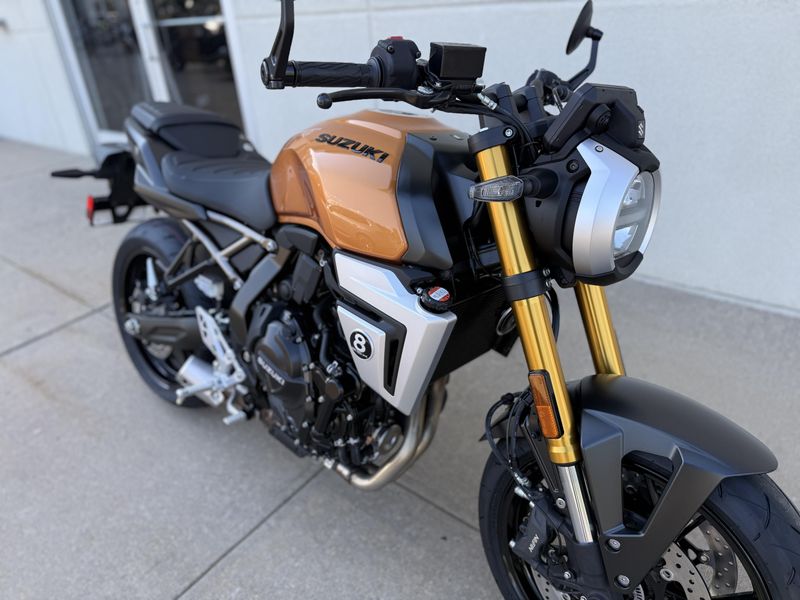 2026 Suzuki GSX 8TImage 7