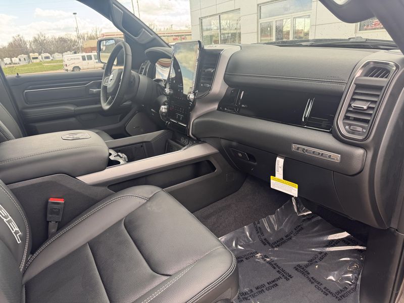 2025 RAM 1500 RebelImage 17